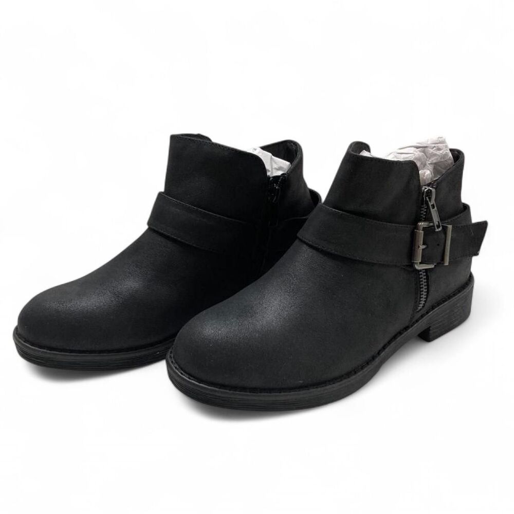 Women's Black Boots
